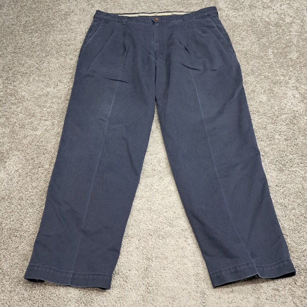 Vintage Dockers Mens Navy Blue Pleated Chino Pants Made in USA 40x30 Classic Fit
